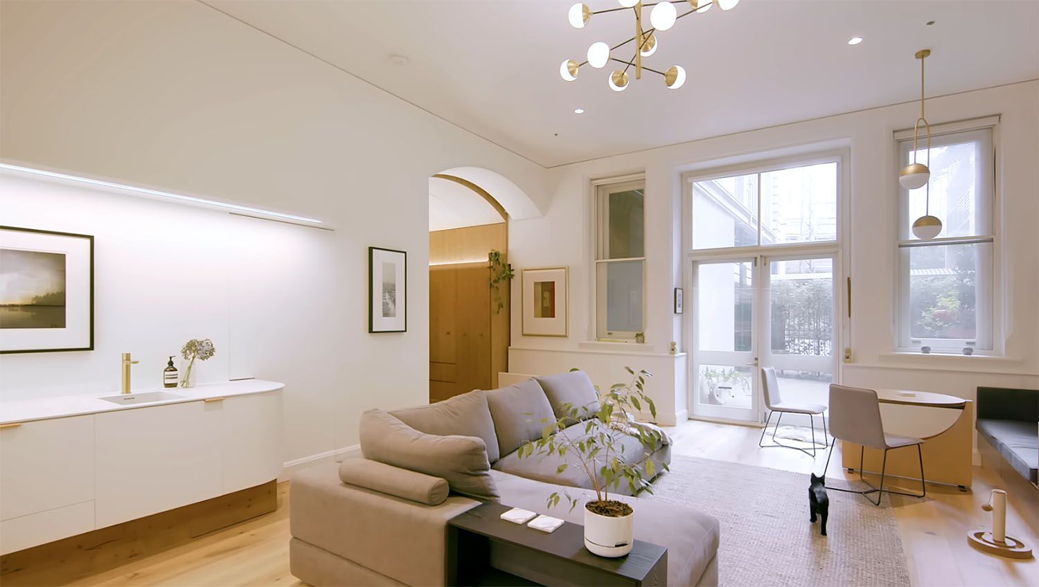 how much does it cost to renovate a 3 bedroom apartment