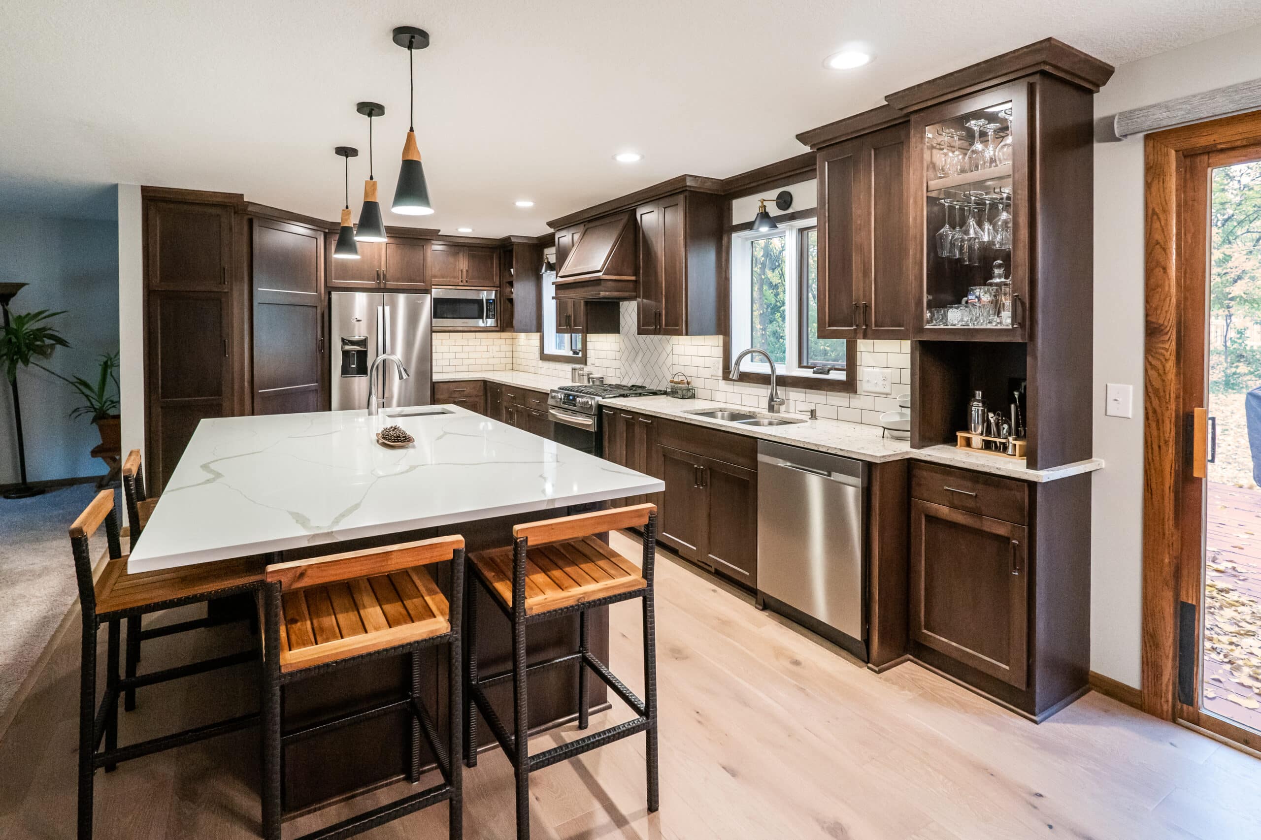 how much does it cost to renovate a condo kitchen