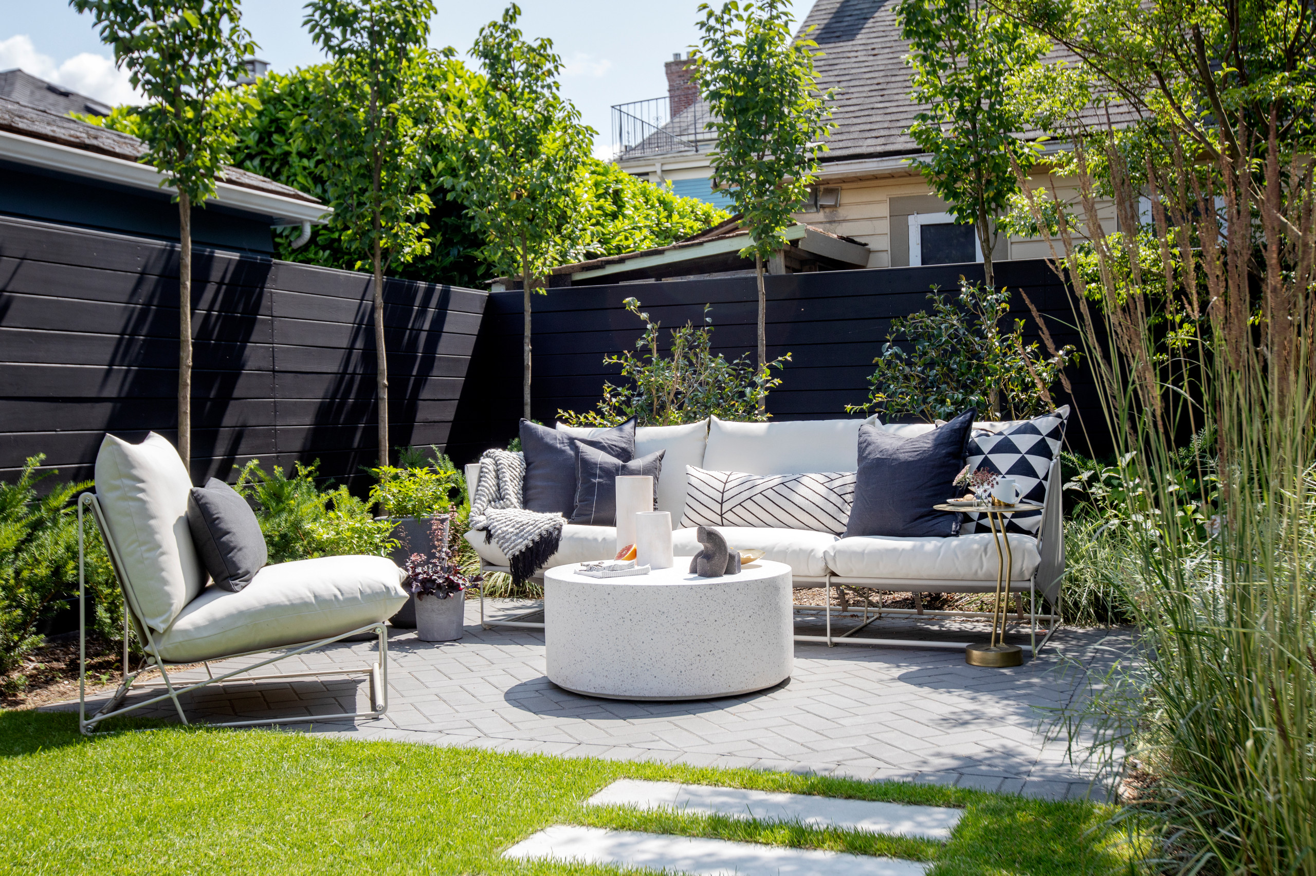 how to renovate backyard on a budget